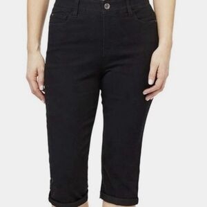 Angels Forever Young Black Denim Capris Size 6